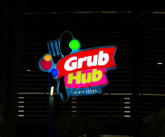 photo-1619262045712-fcb75f41663a