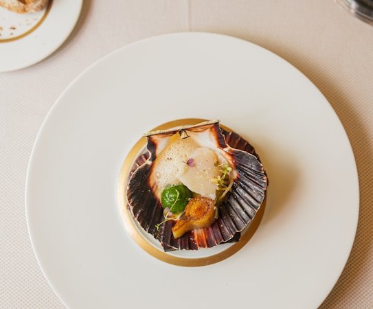 photo-1673912401872-a128c7c94edd